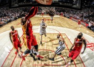 龙珠直播-英超绿色条纹球衣曾被哪些球队采用？历史回顾