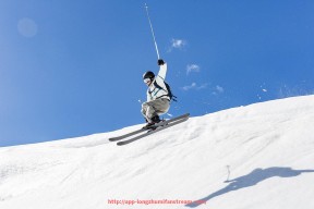 龙珠直播-足球战术解析如何通过数据支持提高球队竞争力？（足球队战术打法）