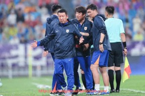 龙珠直播-2023年篮球联赛中新秀球员为何备受关注？（2021年篮球选秀）